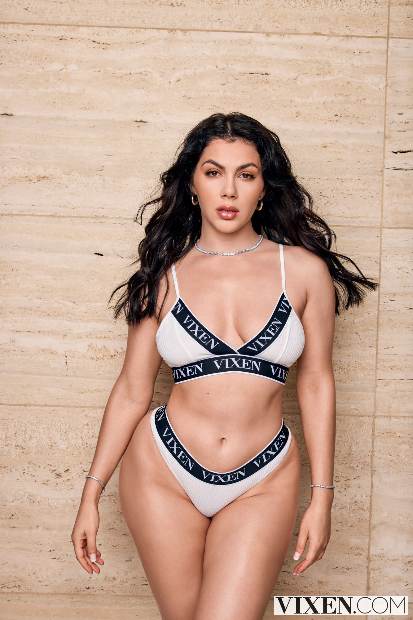Imagen de Valentina Nappi Vixen Angel White Logo Bikini Tease in Luxury Resort Glam